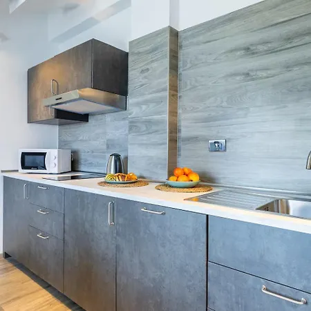 Porta Susa, - Modern Spacious Appartement *