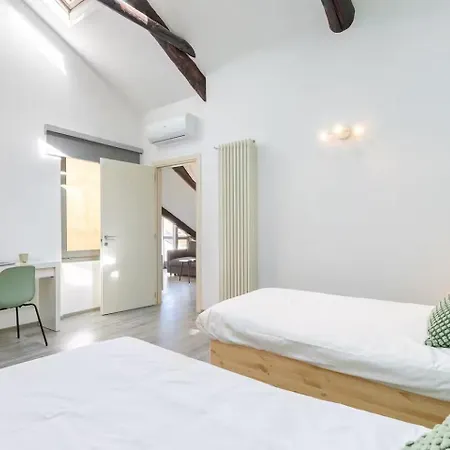 Porta Susa, - Modern Spacious Appartement