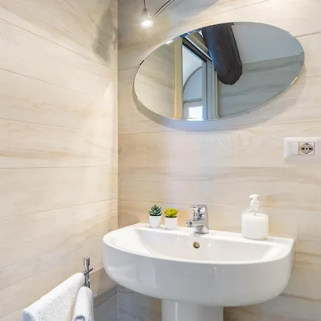 Porta Susa, - Modern Spacious Appartement *